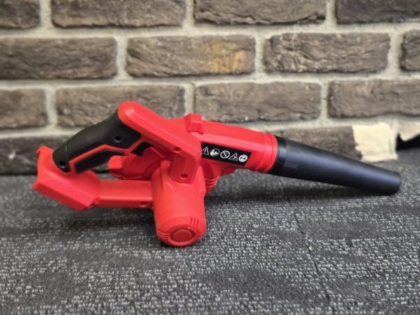 OZITO BLOWER, BATTERY AND CHARGER COMBO - LG24463 - Image 4