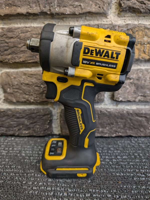DeWALT Impact Wrench (Skin only) - Image 2