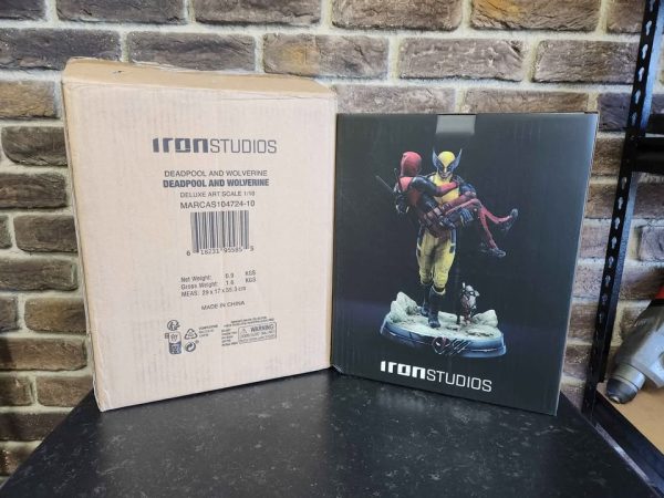 Iron Studios Deadpool & Wolverine 1/10 Scale Statue - HL23466 - Image 10