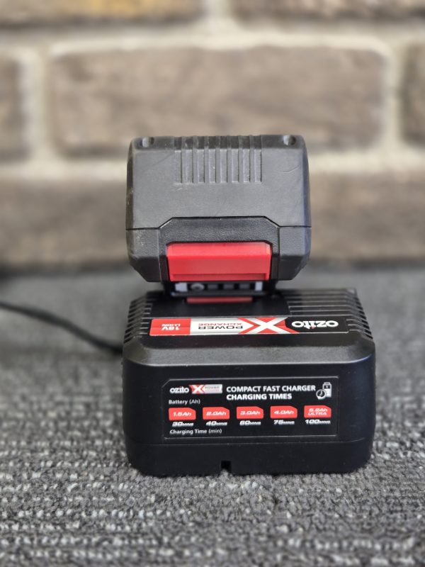 OZITO BLOWER, BATTERY AND CHARGER COMBO - LG24463 - Image 7