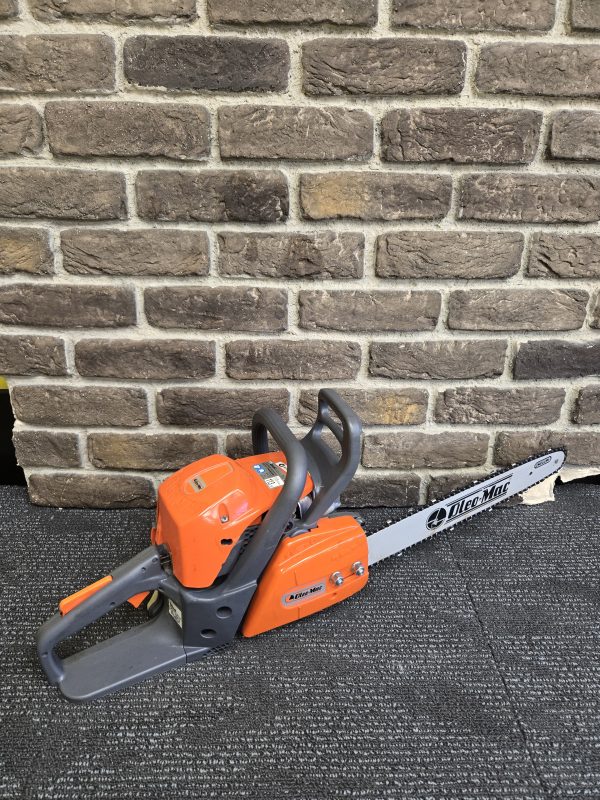 Oleo-Mac Chainsaw - 20933 - Image 2