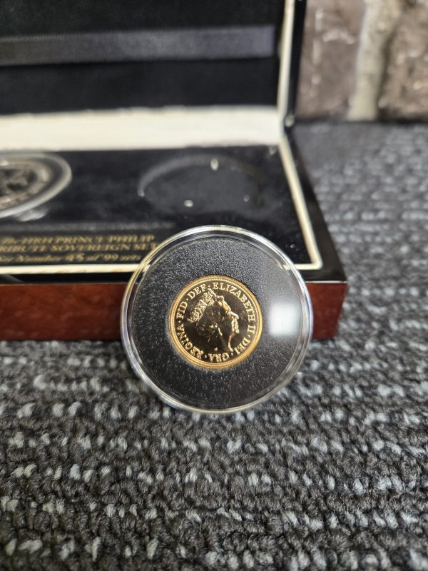 The HRH Prince Philip Tribute Sovereign Set - 24316 - Image 6