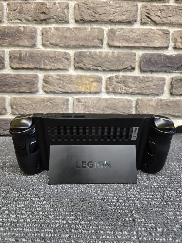 Lenovo Legion Go Handheld Gaming Pc - 24386 - Image 18