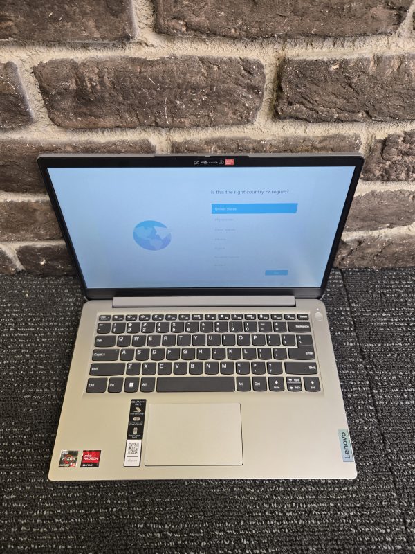 Lenovo IdeaPad 1 - 23953 - Image 2