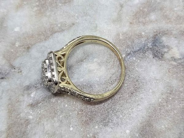 Ladies 9ct Yellow Gold Diamond Cluster Ring (3.5gms)- HL24220 - Image 6
