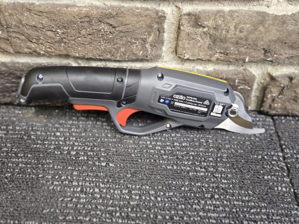 OZITO PRUNERS - LG23170 - Image 5