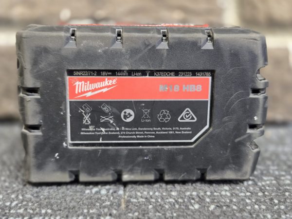 MILWAUKEE BATTERIE 8AH  - LG24107 - Image 12