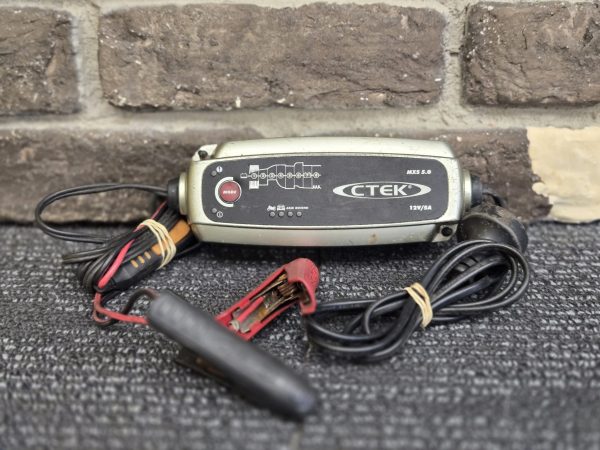 CTEK JUMP STARTER - LG24203 - Image 4