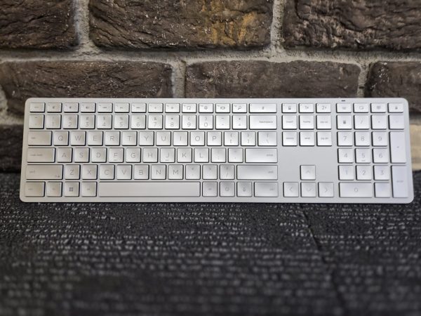HP WIRELESS KEYBOARD - LG24528 - Image 6