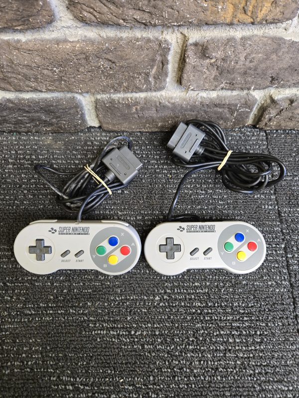 Super Nintendo Console Bundle - 24300 - Image 5