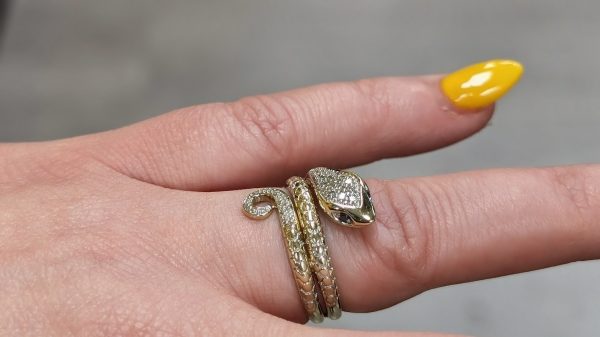 Unisex 9ct Yellow Gold Diamond Snake Ring - LG24236 - Image 8