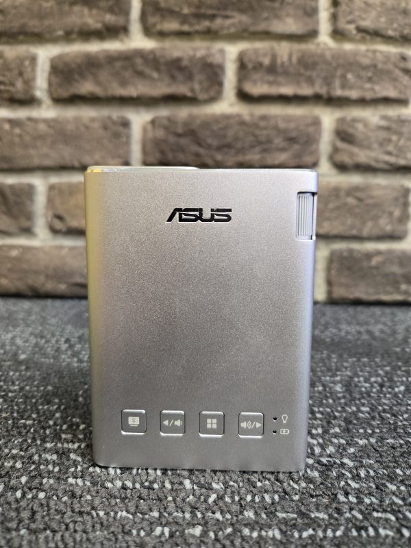 ASUS E1 Projector - 24897 - Image 5