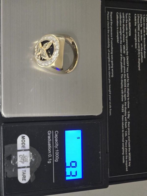 Chunky 9ct Gold Eagle Ring w/ Onyx & Diamond Halo - LG24529 - Image 15
