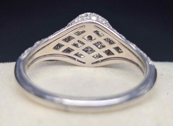 10ct White Gold Diamond Cluster Ring - HL8465 - Image 9