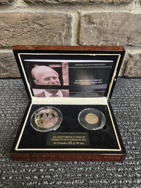The HRH Prince Philip Tribute Sovereign Set - 24316 - Image 22
