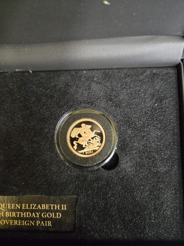 The Queen Elizabeth 95th Birthday Gold Sovereign Pair - 24314 - Image 31