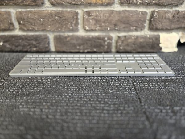 HP WIRELESS KEYBOARD - LG24528 - Image 3