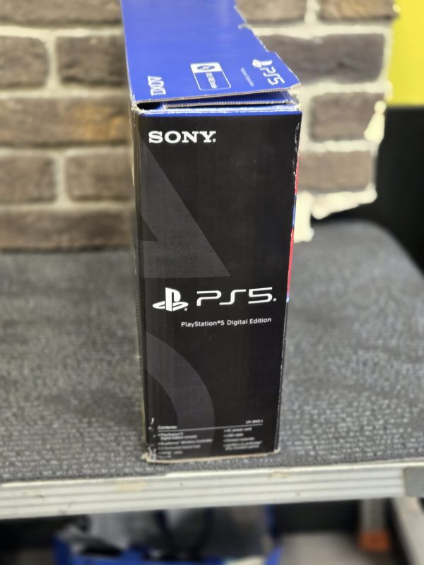 PLAYSTATION 5 SLIM - LG24649 - Image 7
