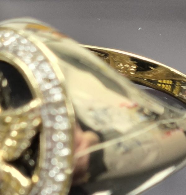 Chunky 9ct Gold Eagle Ring w/ Onyx & Diamond Halo - LG24529 - Image 12