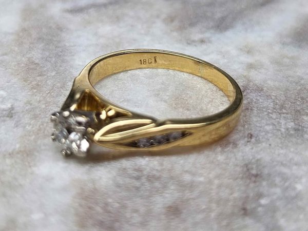 Ladies 18ct Yellow Gold Diamond Ring (3.5gms) - HL24423 - Image 10