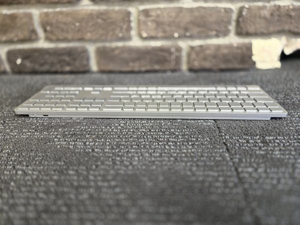 HP WIRELESS KEYBOARD - LG24528 - Image 4