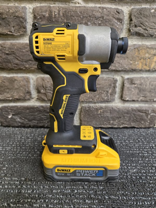DeWALT Impact Drill and Battery - 24153 - Image 4