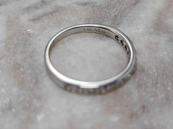 Ladies 14ct White Gold Diamond Band Ring - HL24357 - Image 4