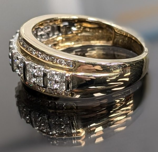 9ct Yellow Gold Diamond Statement Ring - LG2438 - Image 3