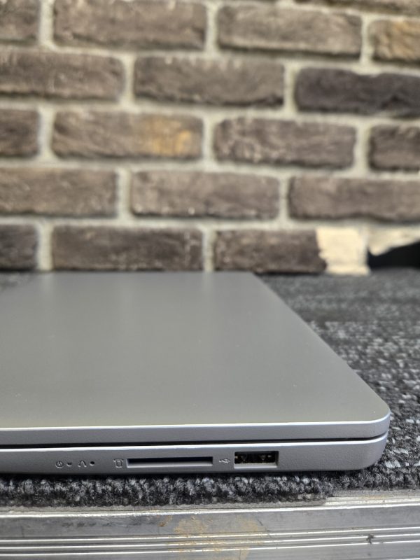 Lenovo IdeaPad 1 - 23953 - Image 8
