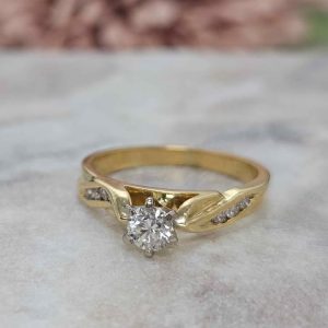 Ladies 18ct Yellow Gold Diamond Ring (3.5gms) - HL24423