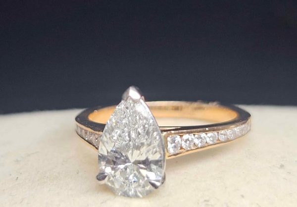 Valuated Ladies 18ct Rose and White Gold Lab Grown and Natural Diamond Ring - HL19540