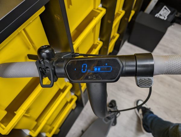 ELECTRIC SCOOTER - LG24740 - Image 2
