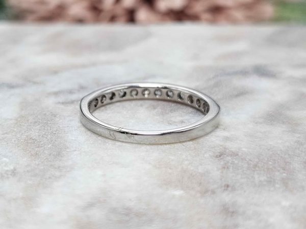 Ladies 14ct White Gold Diamond Band Ring - HL24357 - Image 7