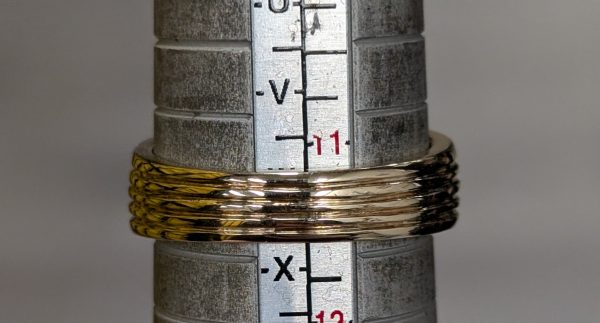 Unisex 9ct Yellow Gold Diamond Ring - LG7817 - Image 51