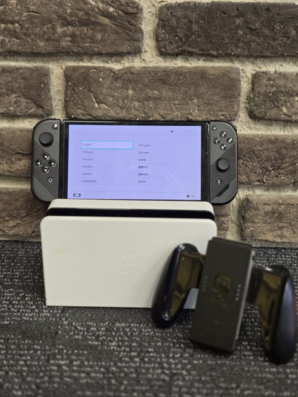 Nintendo Switch Oled - LG25082 - Image 6