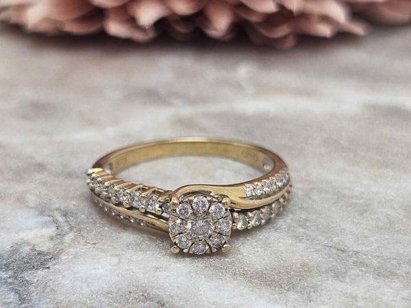 Ladies 9ct Yellow Gold Diamond Halo Ring (2.9gms) - HL11558 - Image 10