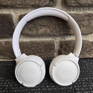 JBL Tune 520BT Wireless Headphones - 25424