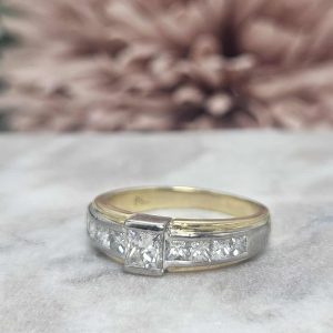 Valuated Ladies 18ct Yellow and White Gold Diamond Ring (5.58gm) - HL9299