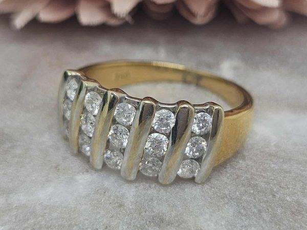 Ladies Valuated 18ct Yellow and White Gold Diamond Ring (5.1gms) - HL5362 - Image 12