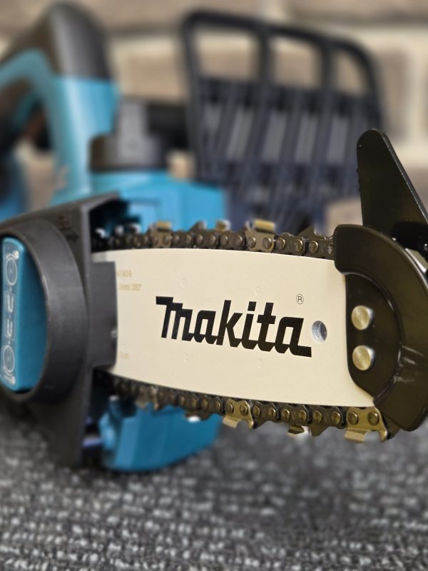 Makita 115mm (4.5) Chainsaw (Skin only) - 25071 - Image 6