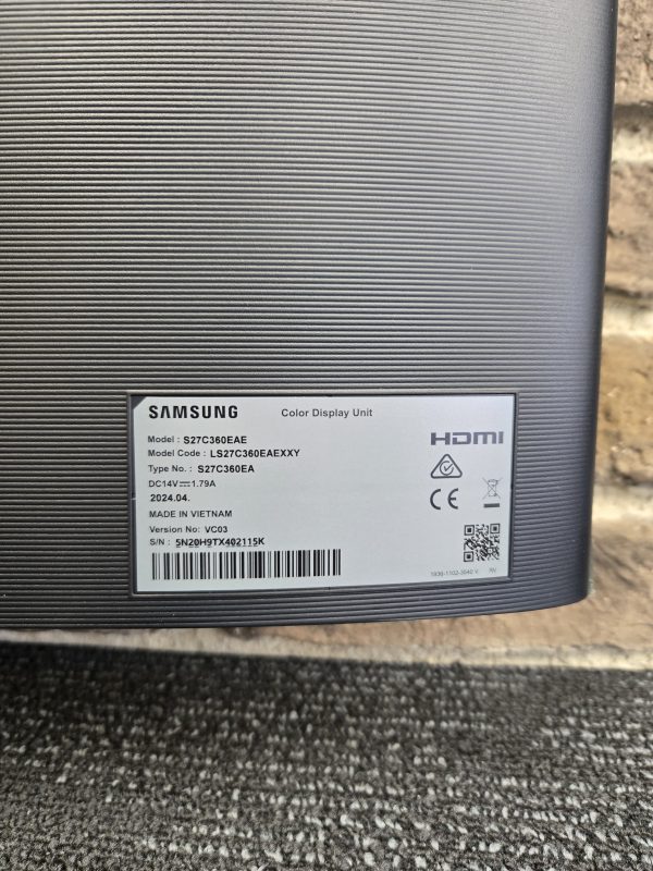 Samsung S3 Essential 27" Curved Monitor - LG24878 - Image 5