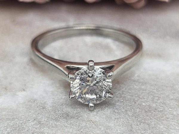 Valuated 14ct White Gold Diamond Solitaire Ring (3.53gms) - HL17528 - Image 6