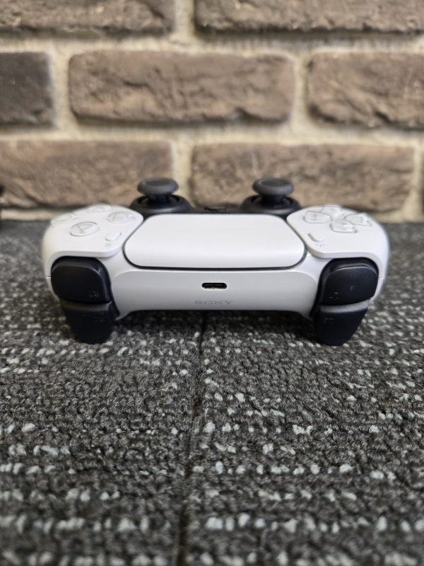 Sony PlayStation 5 Controller - 25172 - Image 9