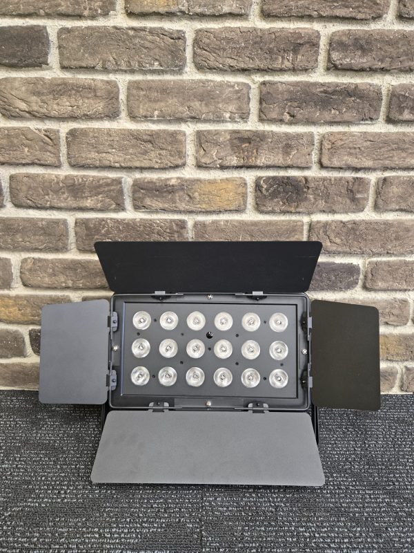 Chauvet DJ SlimBANK Stage Light - 25306 - Image 9