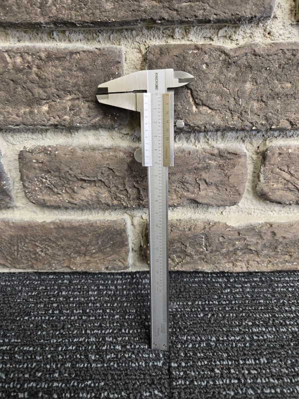 Kincrome Vernier Caliper - 20615 - Image 2