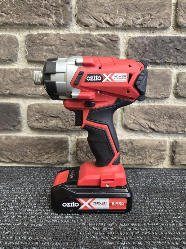 Ozito Impact Driver and Battery - 25501