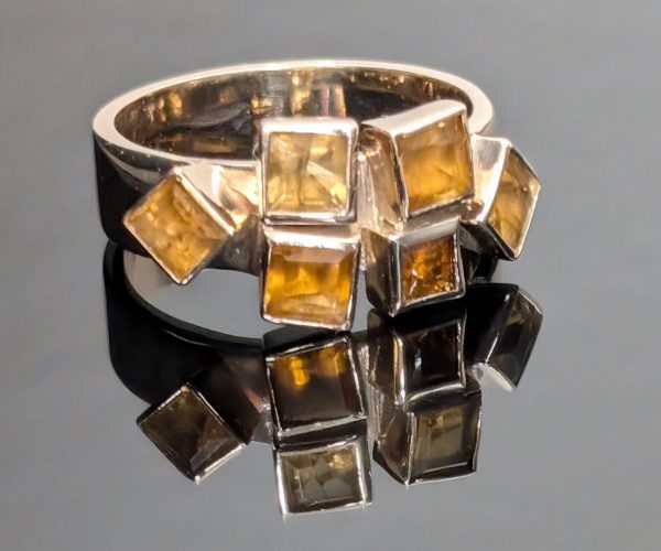 Unique 9ct Yellow Gold Statement Ring - LG25526 - Image 6