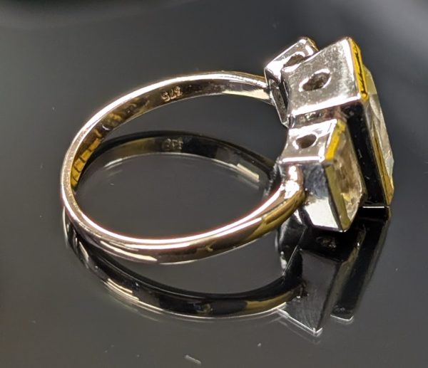 Gorgeous 9ct Gold Trilogy Statement Ring - LG25528 - Image 12