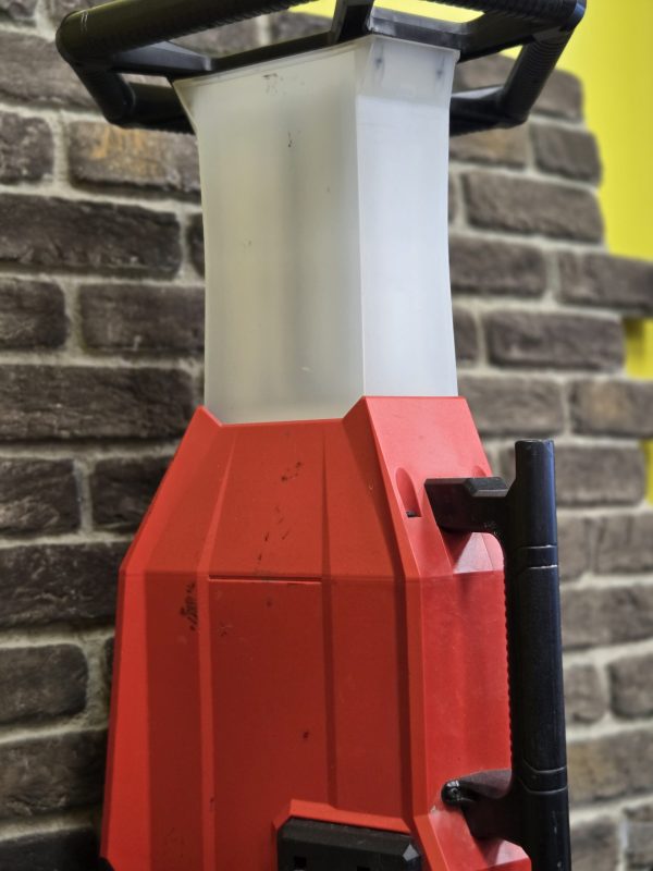 Milwaukee Work Light - LG20886 - Image 13