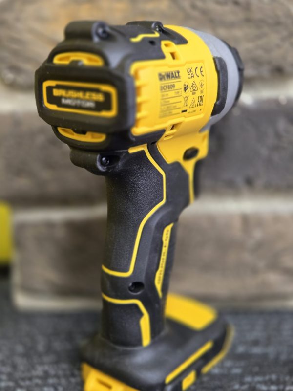 Dewalt Impact Driver - LG24833 - Image 8